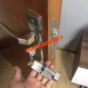 Sửa khóa cửa chung cư Đổi chìa khóa Thay ruột ổ khóa